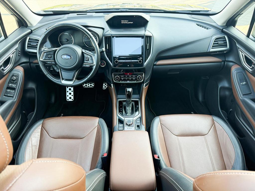 Subaru Forester 2.0i e-BOXER AWD 150pk CVT Premium | Panodak, 12 maanden, Euro 6, 4 cilinders, Leder