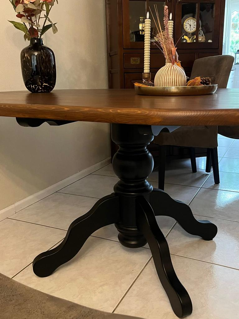 Mooie ovale tafel te koop !!, Huis en Inrichting, Ophalen, Gebruikt, Ovaal, 100 tot 150 cm