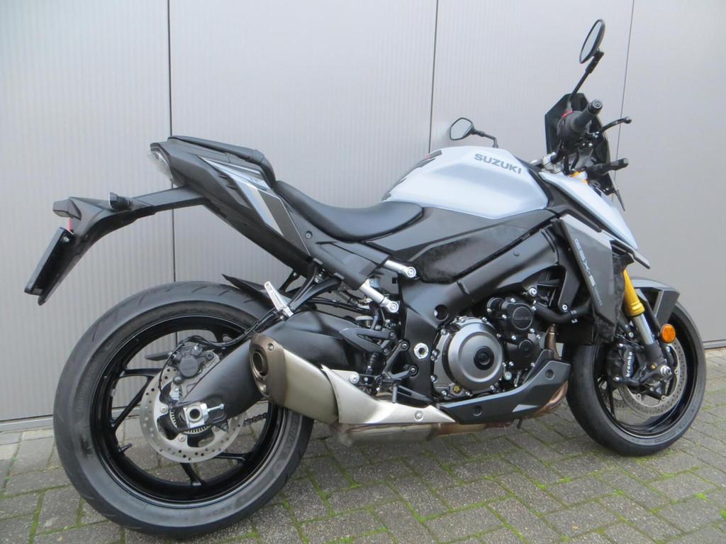 Suzuki GSX-S1000 - foto 2