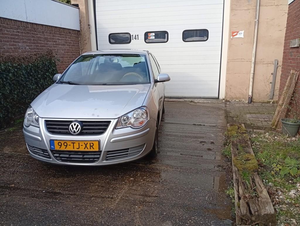 Volkswagen POLO Nieuw APK, Auto's, Volkswagen, Bedrijf, Polo, ABS, Airbags, Airconditioning, Bluetooth, Centrale vergrendeling