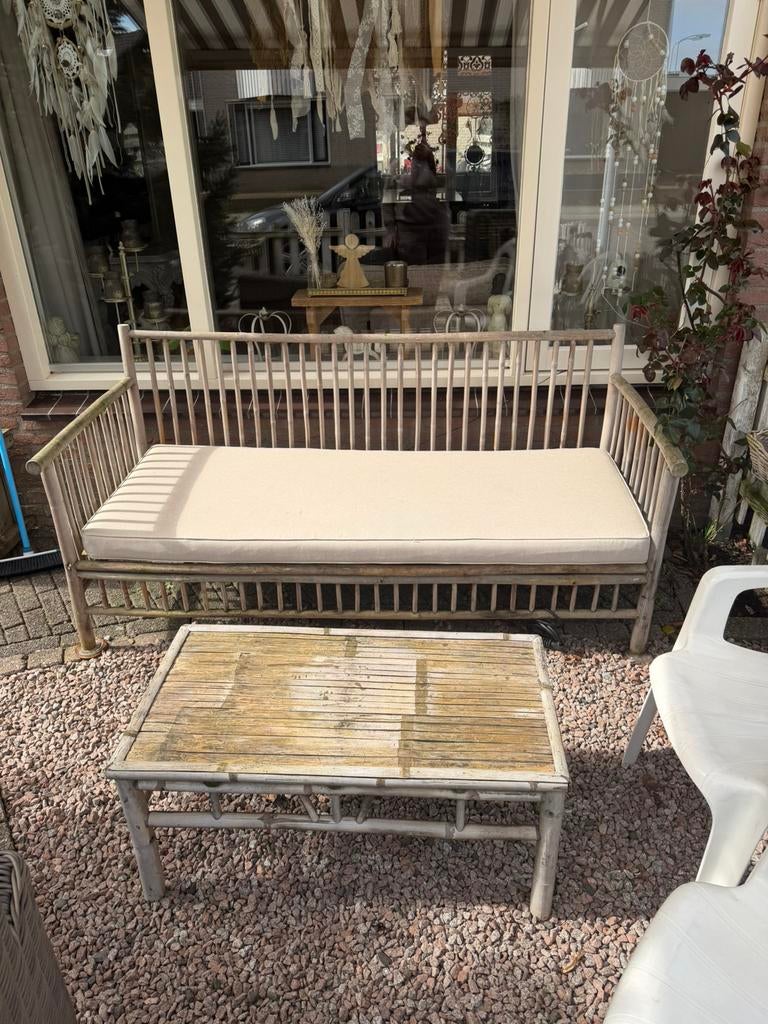 Bamboo bank met tafel, Ophalen, Gebruikt, Hout