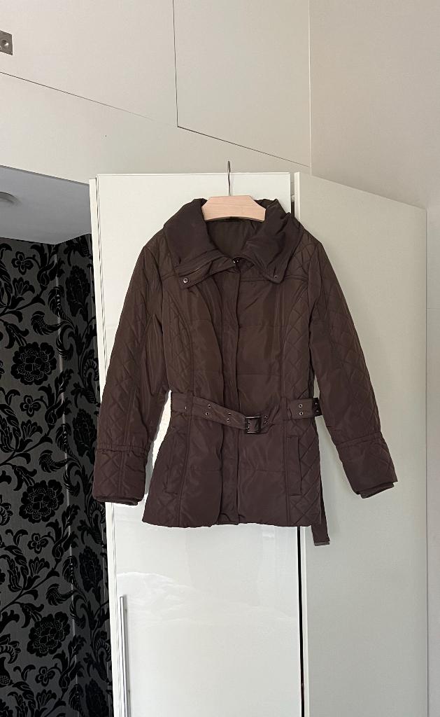 ZGAN: Bruin gewatteerde (tussen) jas van M&S; mt XL, Bruin, Maat 46/48 (XL) of groter, Ophalen of Verzenden, Zo goed als nieuw