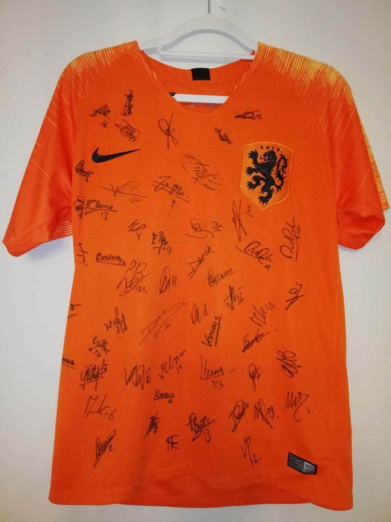 Nederlands elftal shirt vol met handtekeningen Leeuwinnen, Maat M, Verzenden, Zo goed als nieuw, Shirt