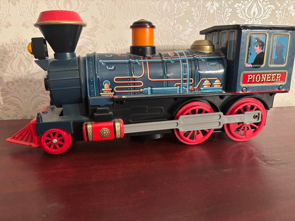 NOSTALGISCHE BLIKKEN GROTE TREIN COMPLEET  ( foto’s), Overige merken, Ophalen of Verzenden, Zo goed als nieuw, Gelijkstroom