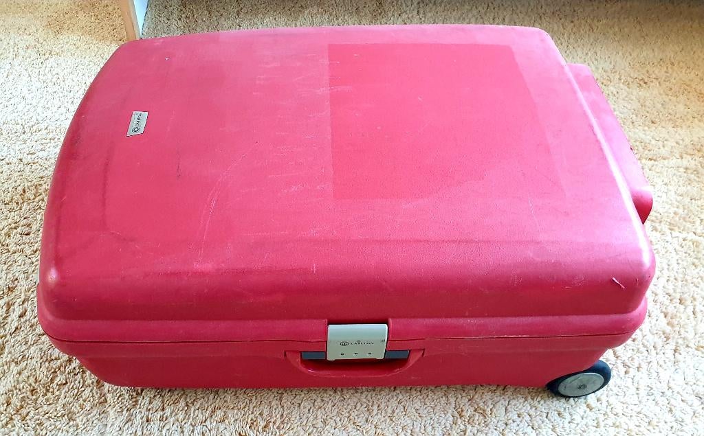 grote ROLKOFFER met stevige harde schaal  29x55x77 cm. Rood, Sieraden, Tassen en Uiterlijk, Koffers, Gebruikt, Hard kunststof