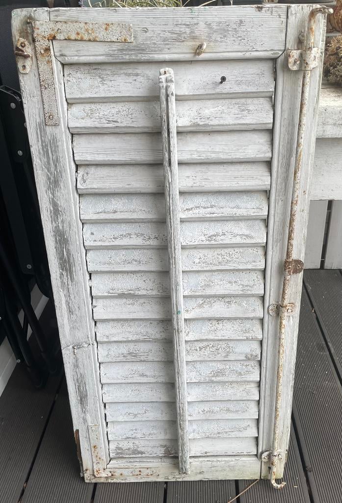 Oud louvre luik, Ophalen