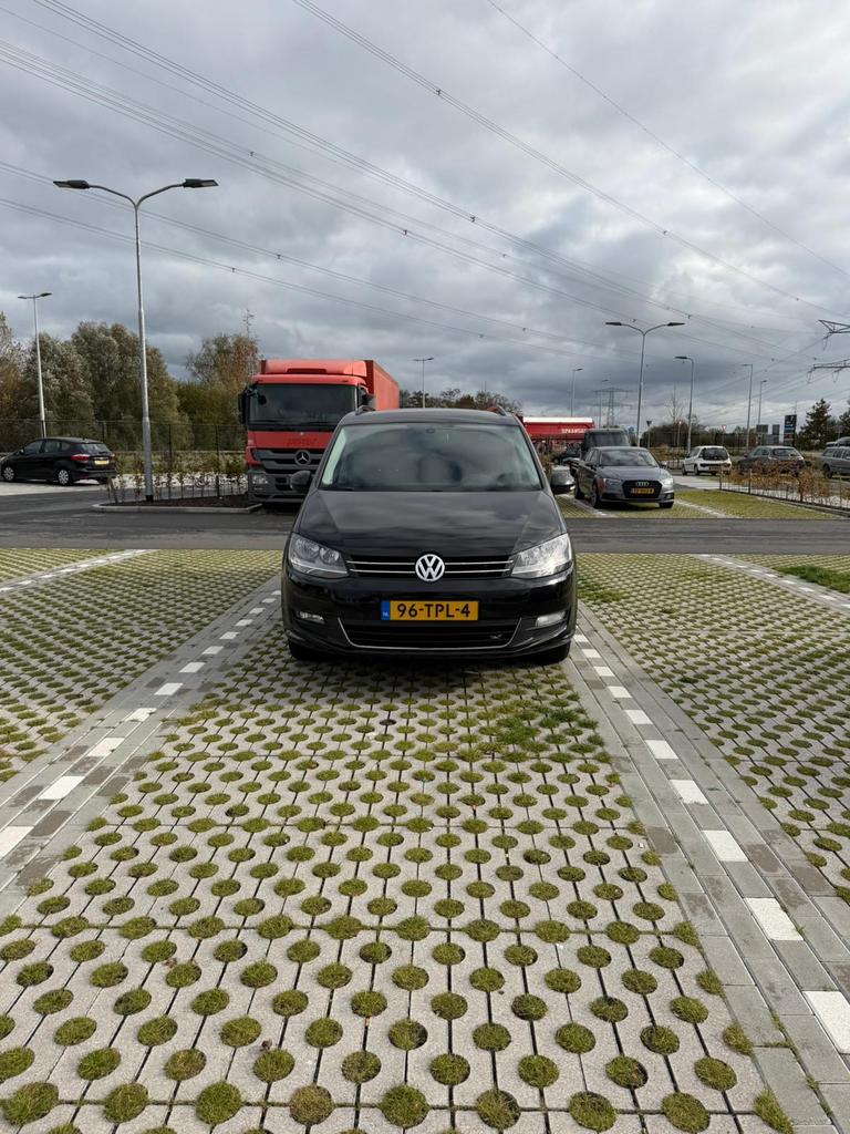 Volkswagen Sharan 1.4 TSI 110KW 2012 Zwart, Voorwielaandrijving, 1800 kg, 4 cilinders, 7 stoelen
