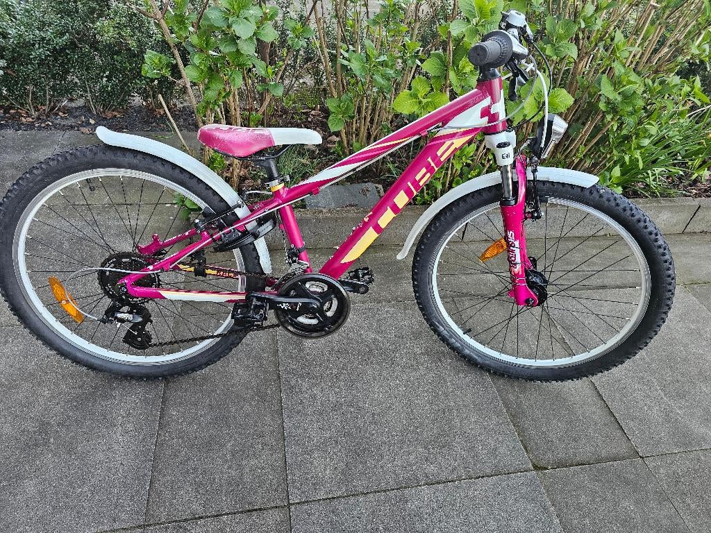 Cube Race 240 mountainbike 21 versnellingen Naafdynamo, Ophalen, Zo goed als nieuw, 24 inch, Versnellingen