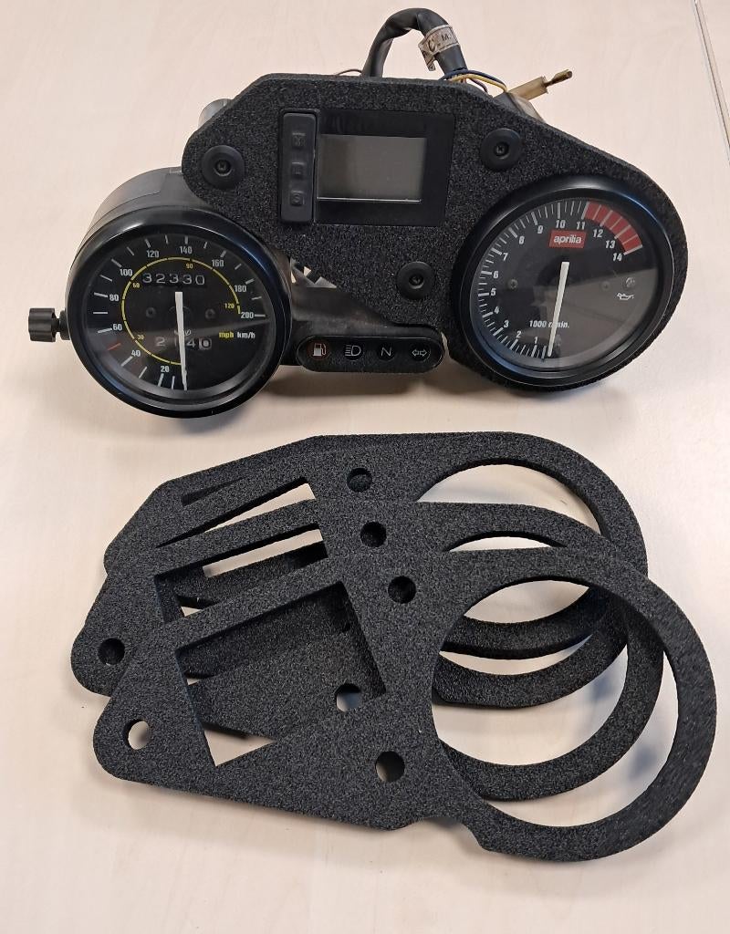 Aprilia rs125 rs 125 250 teller dashboard foam dash, Motoren, Nieuw, Ophalen of Verzenden, AHR-Engineering, A.holterman@ahr-engineering.com