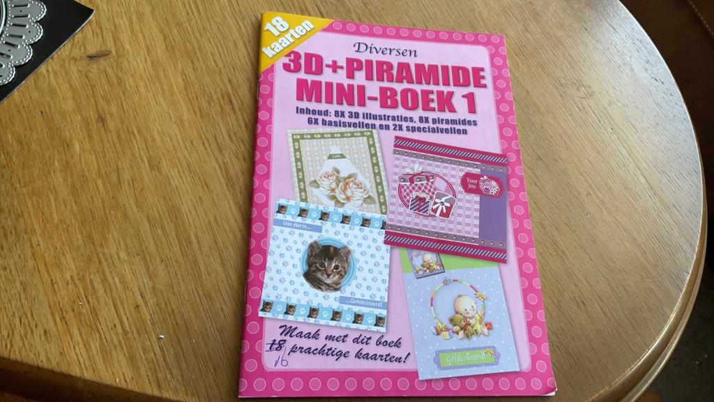 Boekje om 16 kaarten te maken, Hobby en Vrije tijd, Kaarten | Zelf maken, Ophalen of Verzenden, Zo goed als nieuw, Overige thema's