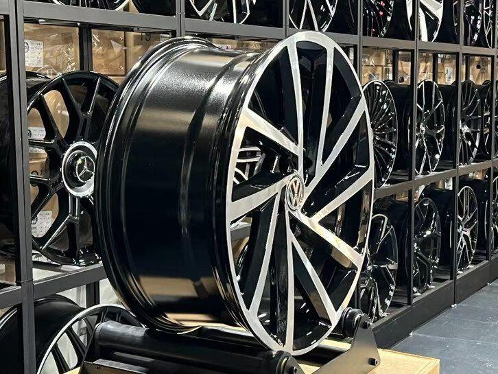 18'' Volkswagen SPIELBERG velgen 5X112 PASSAT Golf 6 7 8, Ophalen of Verzenden, Nieuw, 18 inch, Velg(en)