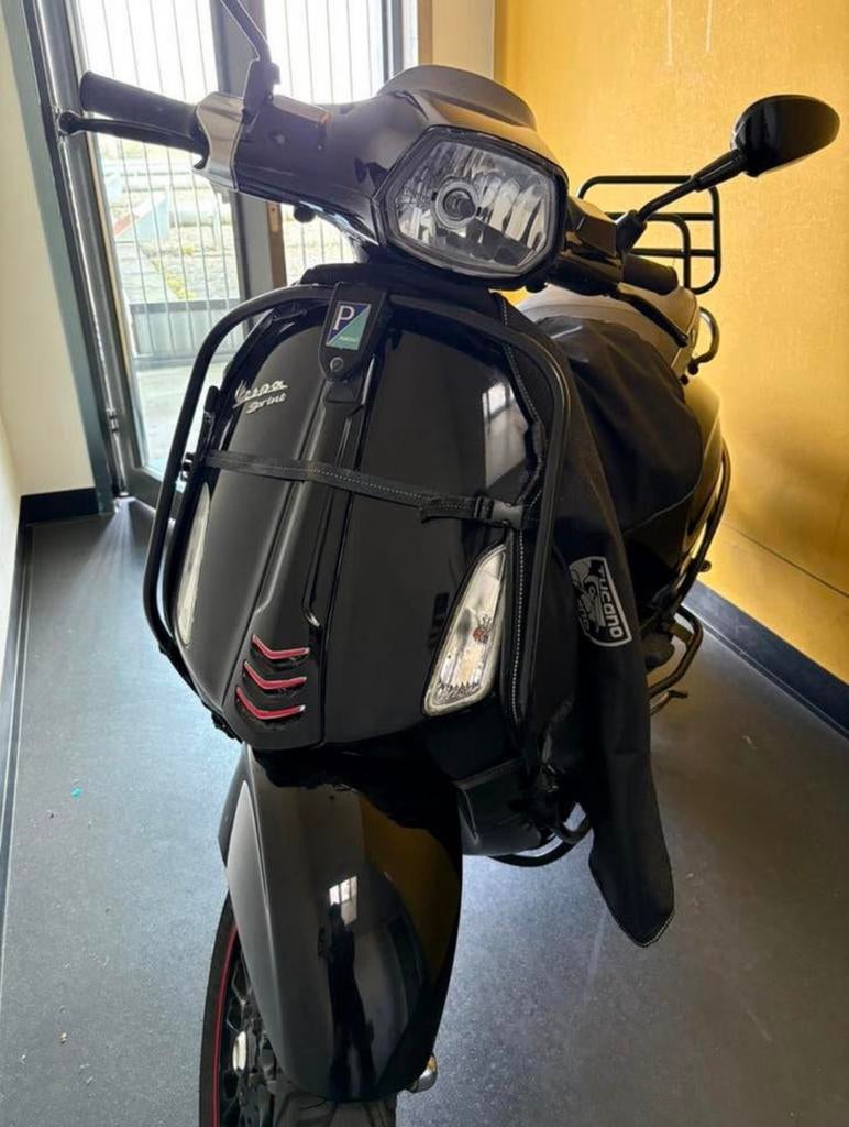 Vespa Sprint Snor Alarm Top Onderhouden 70km/u & Begrenzer., Fietsen en Brommers, Scooters | Vespa, Ophalen, Vespa S, Zo goed als nieuw