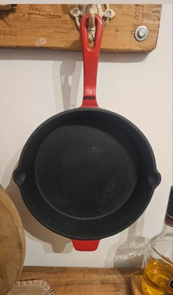 Ernesto gietijzeren koekenpan, Ophalen, Zo goed als nieuw