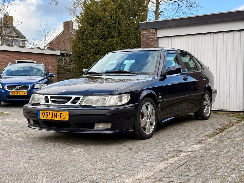 Saab 9-3 2.0T SE Business Edition 110KW 2002 Blauw, Voorwielaandrijving, Beige, 4 cilinders, Blauw