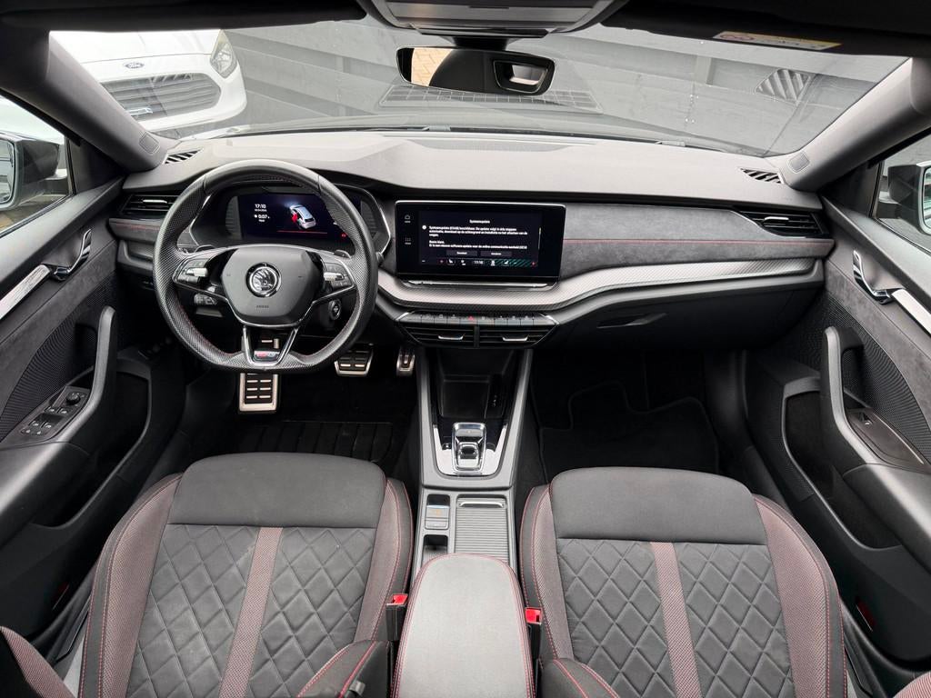 Skoda Octavia Combi 1.4 TSI RS iV PHEV I Carplay I ACC I Stu, 145 pk, Gebruikt, Zwart, 4 cilinders