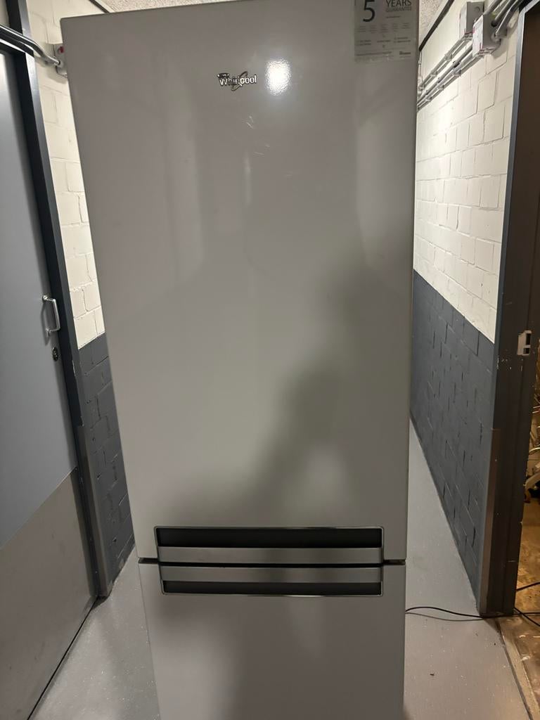 Whirlpool Koelkast met vriesvak - Wit, 150 tot 200 liter, Gebruikt, 60 cm of meer, Met aparte vriezer