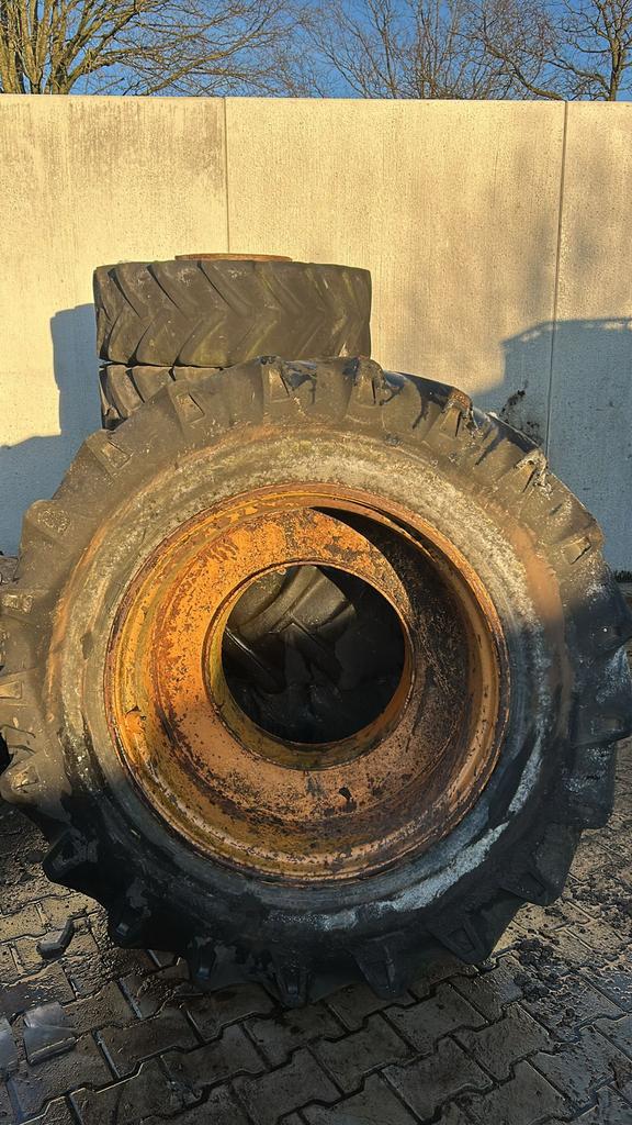 Shovel Case Loader Dubbellucht Molcon haken, Zakelijke goederen, Agrarisch | Onderdelen | Banden, Velgen en Assen, Ophalen of Verzenden