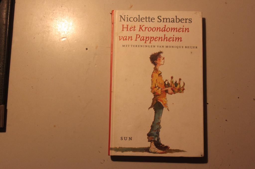 803z - boek - het kroondomein van pappenheim - nicolette sma, Ophalen of Verzenden, Gelezen