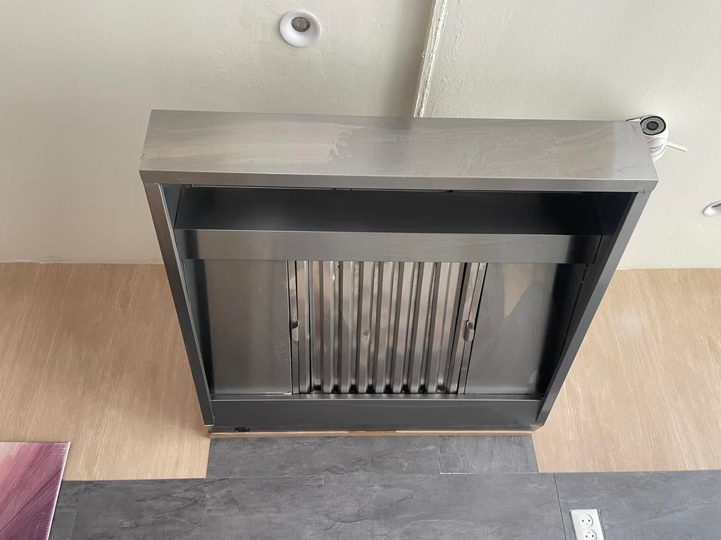 Horeca afzuigkap met rooster, Witgoed en Apparatuur, Afzuigkappen, Ophalen of Verzenden, Zo goed als nieuw, Vrijstaand