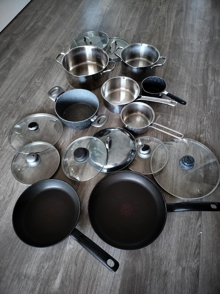 Diverse pannenset, Huis en Inrichting, Keuken | Potten en Pannen, Ophalen of Verzenden, Gebruikt, Rvs, Pannenset