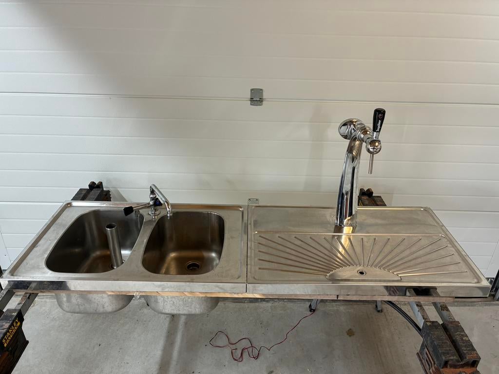 Lekblad tapblad biertap thuistap spoelbak mancave barblad, Ophalen