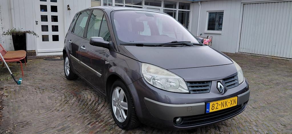 Renault Scénic 1.6-16V Privilège Comfort, prachtige en top, Auto's, Renault, Voorwielaandrijving, Stof, Gebruikt, Met garantie (alle)