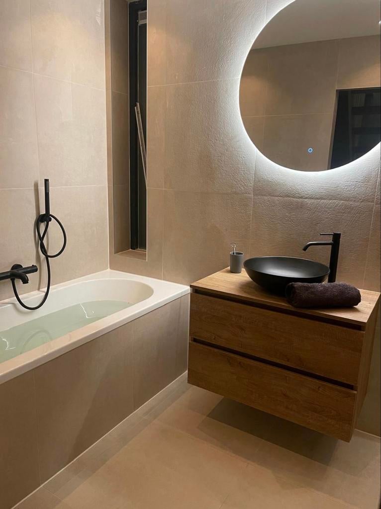 Nieuwe Boss & Wessing ronde badkamerspiegel 80cm LED/verwarm, Huis en Inrichting, Ophalen, Nieuw