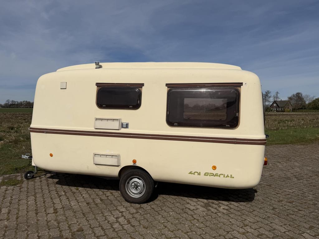 Lander Graziella 401, Caravans en Kamperen, Caravans, Overige merken, Overige typen, Koelkast, Bedrijf
