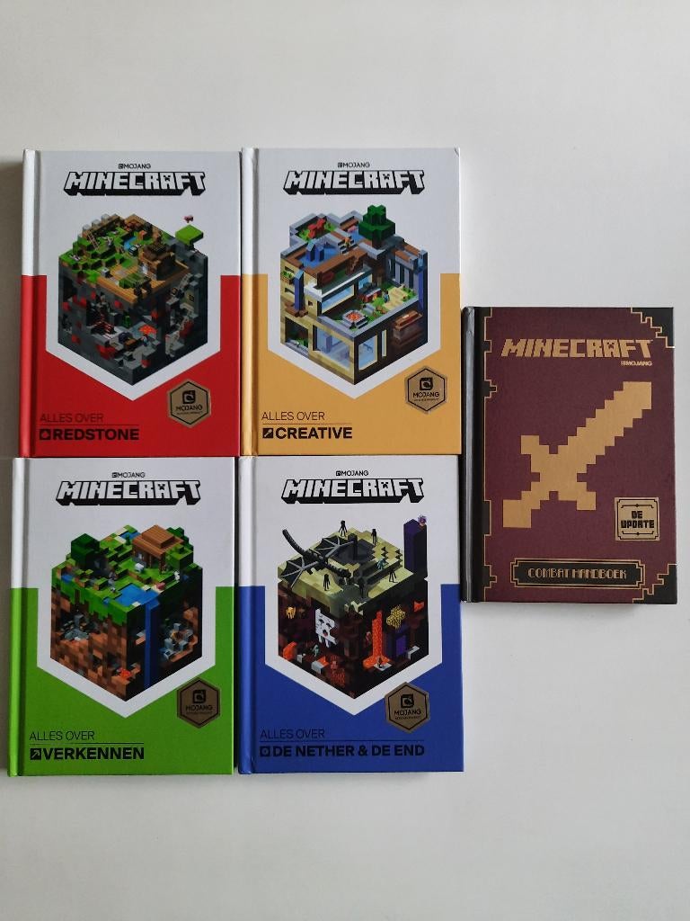 5 minecraft boeken, Boeken, Fictie algemeen, Zo goed als nieuw, Mojang, Ophalen of Verzenden