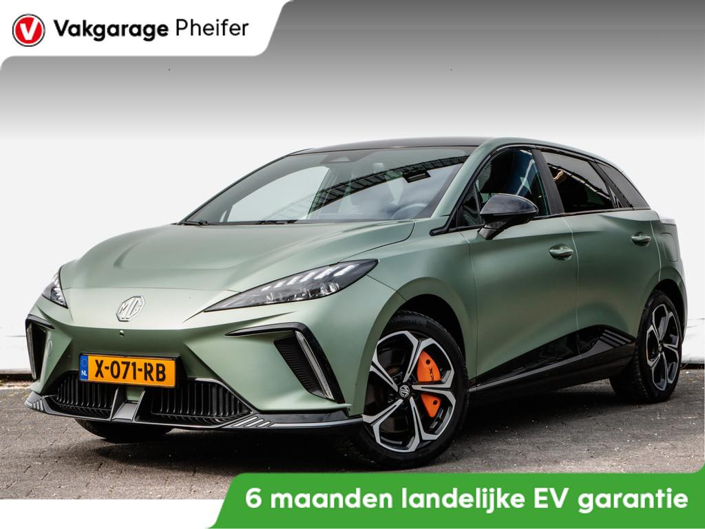 MG Mg4 electric AWD XPOWER 435PK 64 kWh SOH 93% Warmtepomp/, Auto's, MG, Automaat, 435 pk, Zwart, Met garantie (alle)