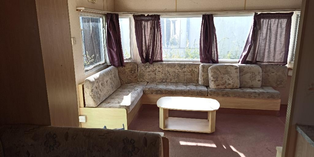 Grote 6-persoons stacaravan te koop voor slechts 1000 euro, Tot en met 6
