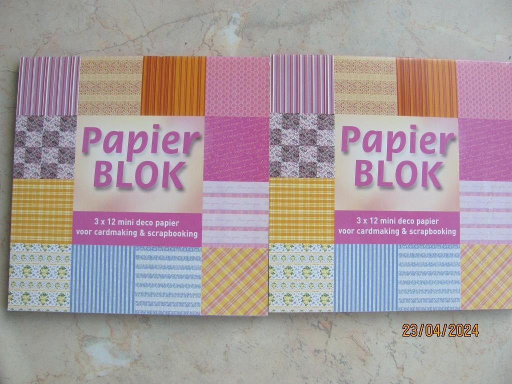 NIEUW 2 x papier PAPIERBLOK paperpad STREEP 12 designs roze, Ophalen of Verzenden, Nieuw, Papier of Karton, Overige merken