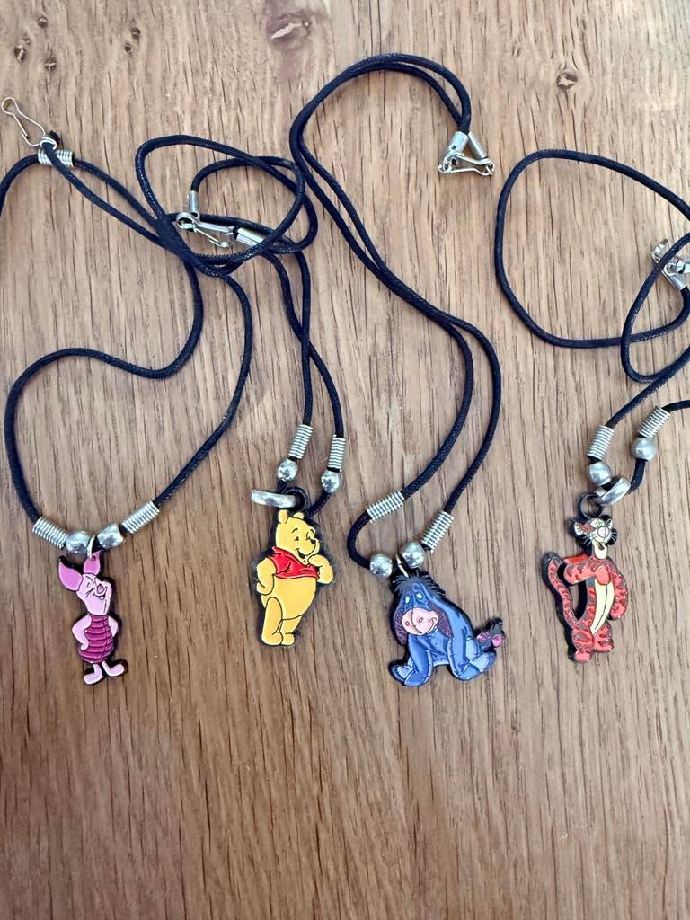 4 kettinkjes Winnie de Poeh en vriendjes, Ophalen of Verzenden, Zo goed als nieuw, Ketting