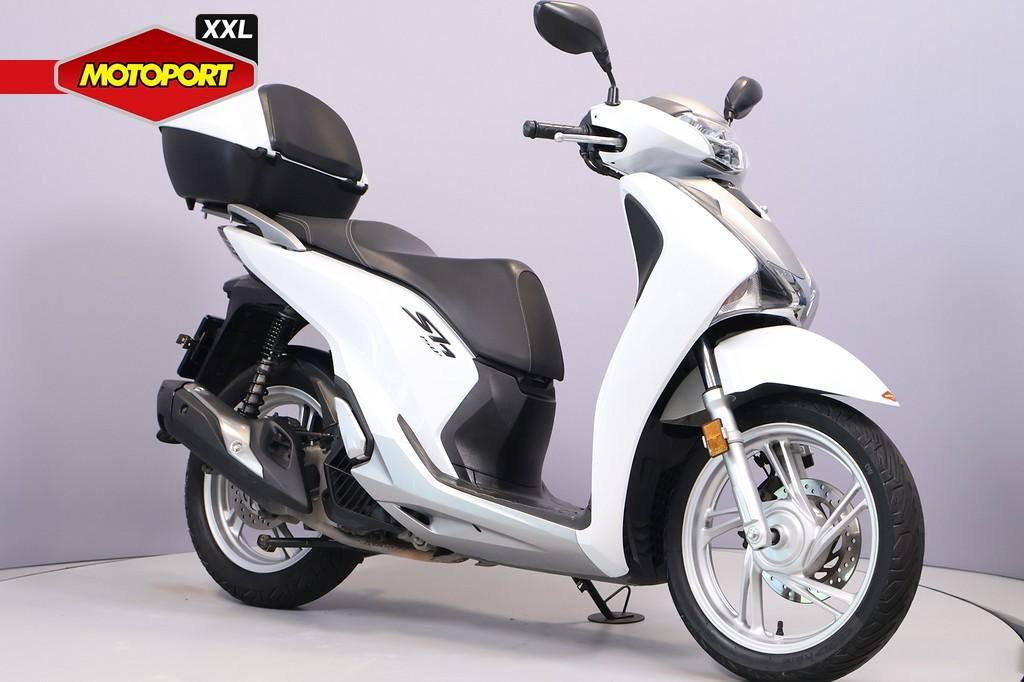 Honda SH 150 (bj 2019) - foto 2