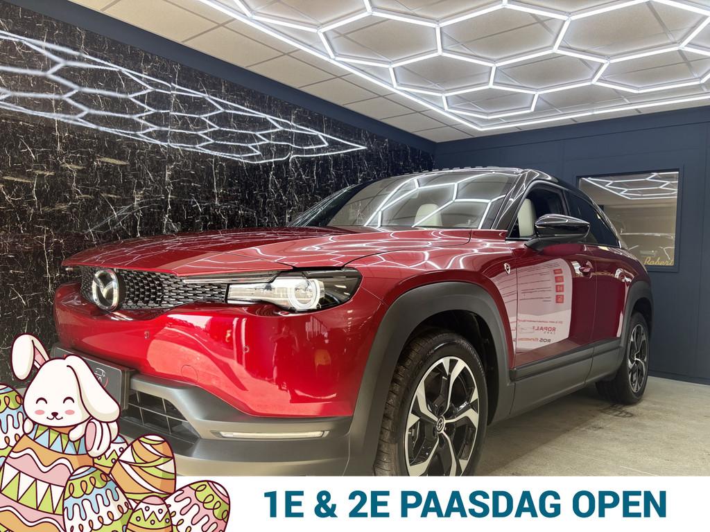 Mazda MX-30 e-SkyActiv R-EV 170 Makoto PANO/ BOSE SPEAKERS, Zwart, Leder en Stof, Bedrijf, Hybride Elektrisch/Benzine