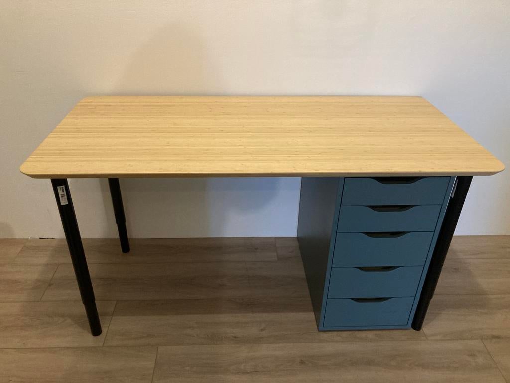 IKEA ANFALLARE tafelblad + ALEX ladeblok + 4 x OLOV poten, Huis en Inrichting, Bureaus, Ophalen, In hoogte verstelbaar, Zo goed als nieuw