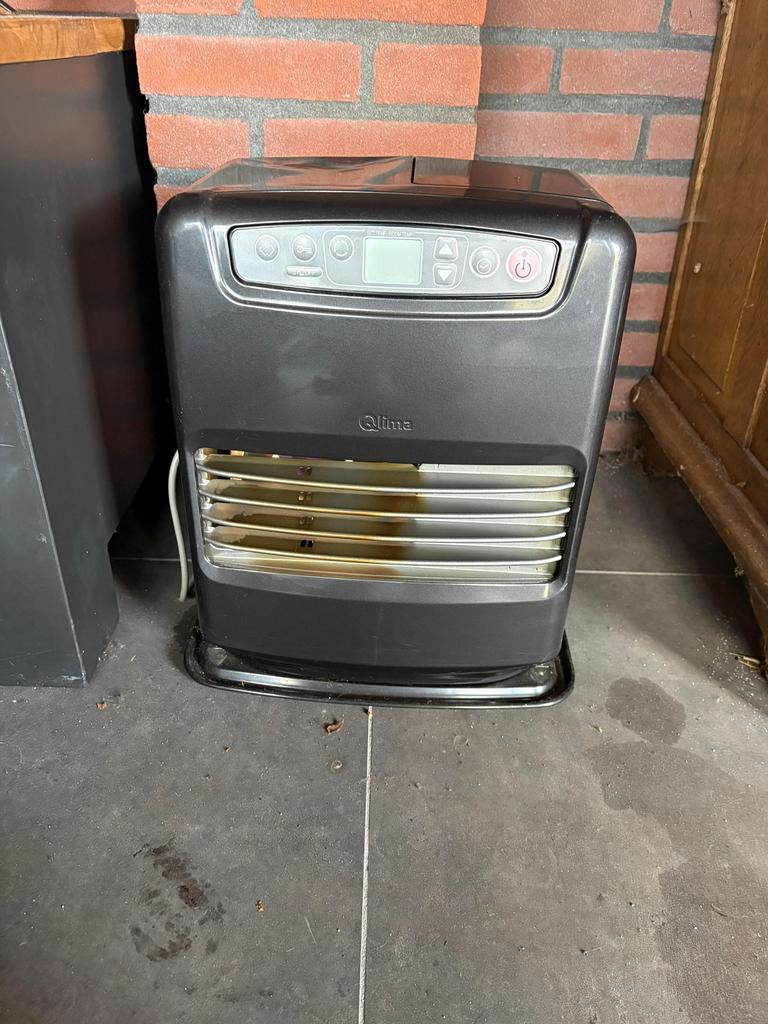 Qlima Petroleumkachel - Compact en Efficiënt, Huis en Inrichting, Kachels, Gebruikt, Vrijstaand, Petroleumkachel, Overige brandstoffen