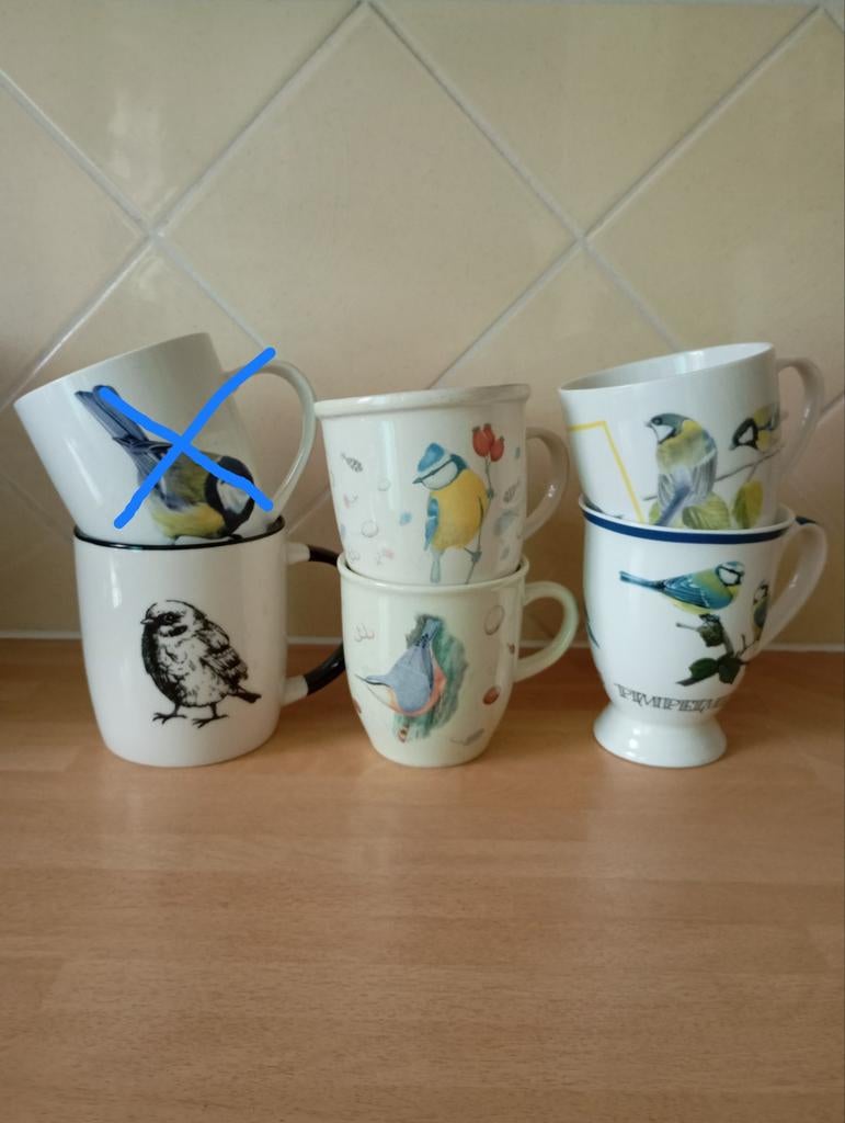 Diverse mokken vogels, Ophalen of Verzenden, Aardewerk, Overige stijlen, Kop(pen) en/of Schotel(s)