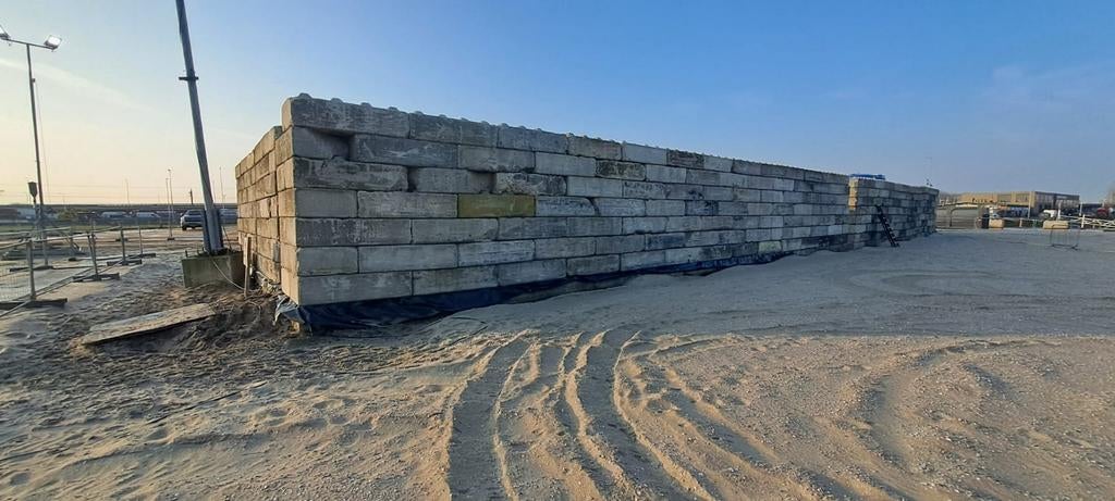 Gebruikte megablokken 160x80x40.  Gratis bezorgd., Ophalen of Verzenden, Gebruikt, Beton, Klinkers