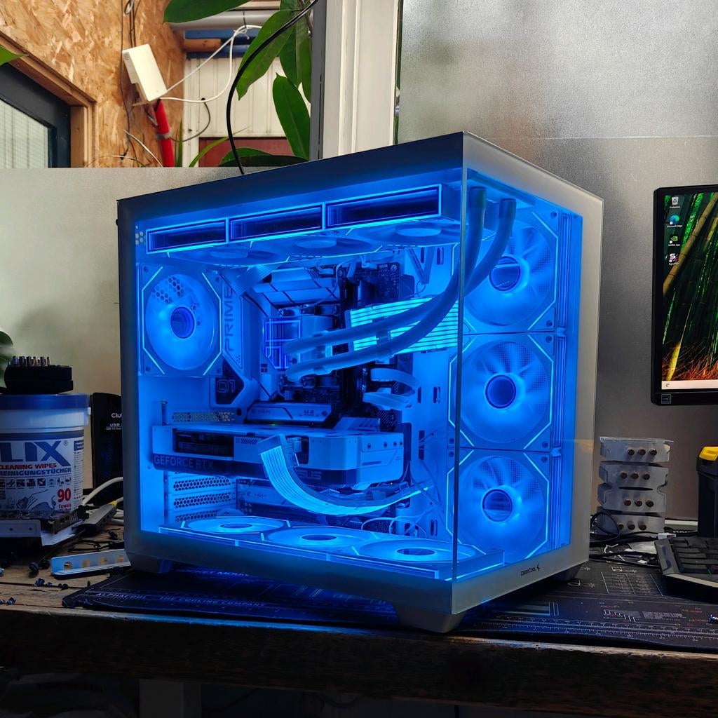 RTX 4070 Witte Game PC | i7 14700K | 32GB DDR5 RGB, Computers en Software, Desktop Pc's, Nieuw, 4 Ghz of meer, SSD, 32 GB, Met videokaart