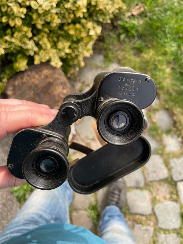 Dienstglas DDX met kapje en riempje, Verzamelen, Ophalen of Verzenden