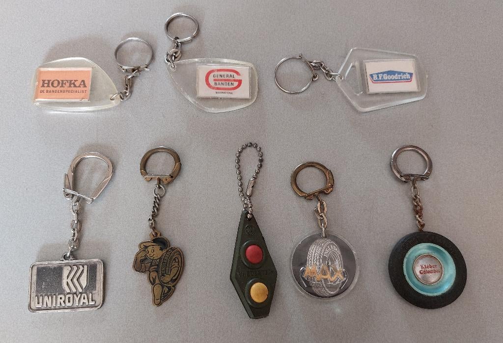 8x Vintage Banden Sleutelhanger, Engelbert, Kleber, Goodrich, Verzamelen, Merken en Reclamevoorwerpen, Ophalen of Verzenden, Gebruikt