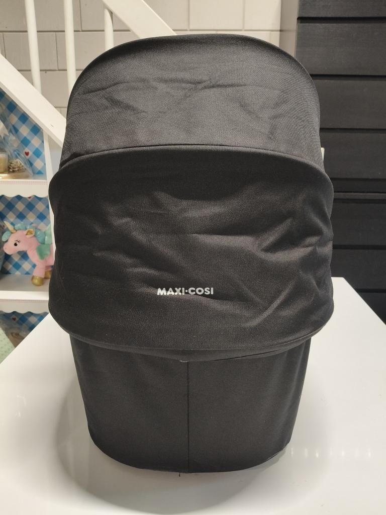 Maxi Cosi Zelia Street+ Reiswieg - Zo goed als nieuw, ?, ?, Zo goed als nieuw, Met reiswieg