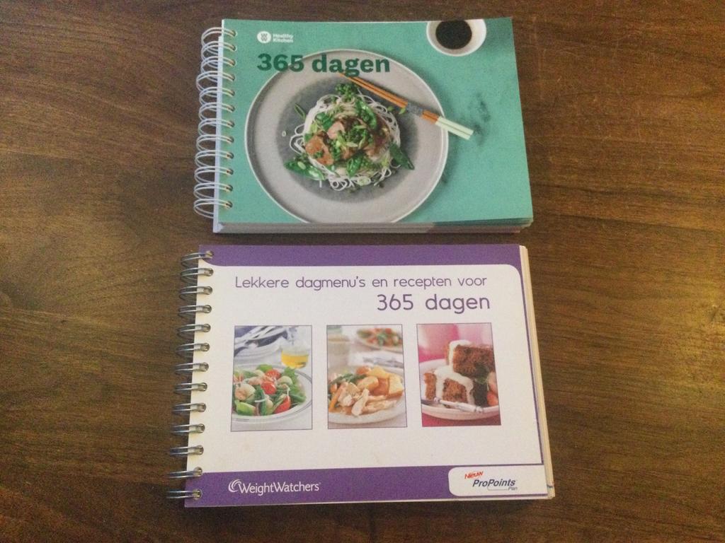 365 dagen dagmenu’s Weight Watchers,tweemaal❣️, Ophalen of Verzenden, Zo goed als nieuw
