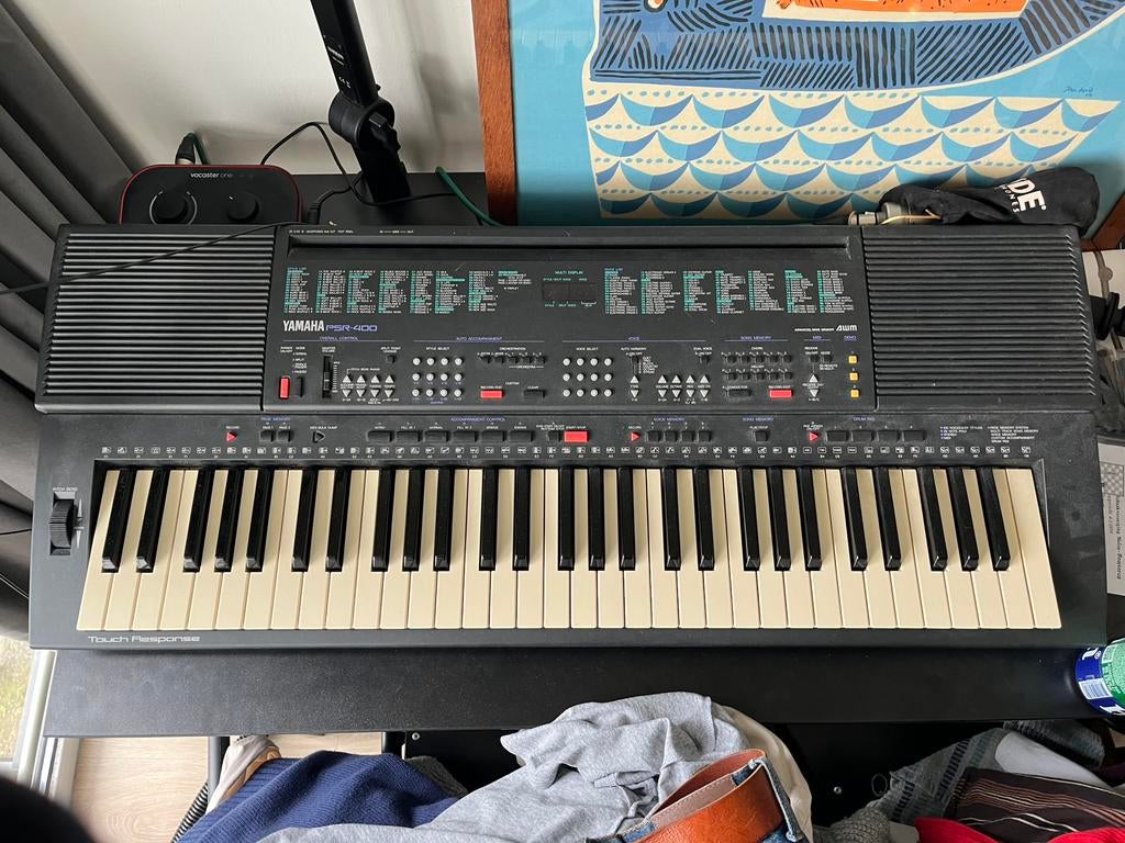 Yamaha PSR-400, Ophalen, Yamaha, Midi-aansluiting, 61 toetsen
