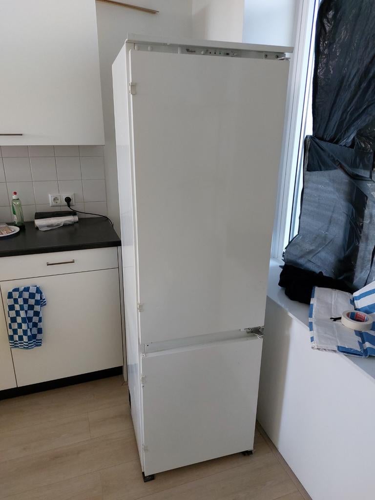Whirlpool Koel-vriescombinatie koelkast met vriezer, Witgoed en Apparatuur, Koelkasten en IJskasten, Ophalen, Gebruikt, 200 liter of meer