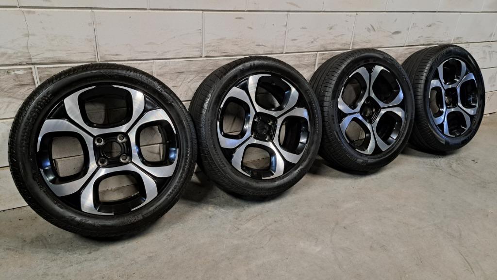 Bi-color velgen Citroen C3 Aircross C4 Cactus C4 215/50/17, Auto-onderdelen, Banden en Velgen, Banden en Velgen, 17 inch, Ophalen of Verzenden