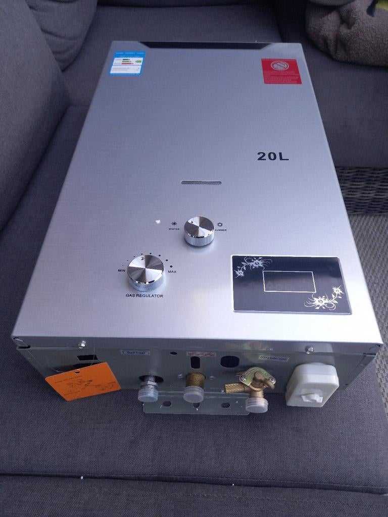 Kachtige 20 liter lpg butaan propaan geiser, 20 tot 100 liter, Ophalen of Verzenden, Minder dan 3 jaar oud, Propaan of Butaan