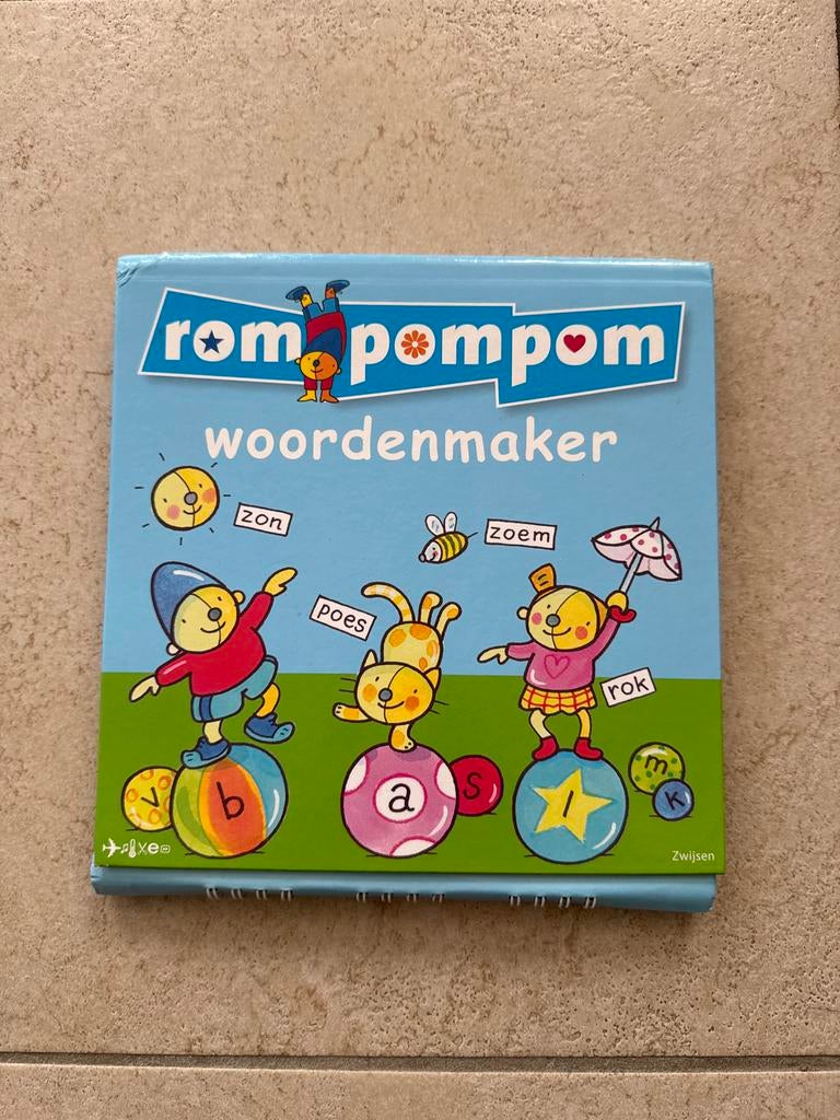 RomPomPom Woordenmaker - Leerzaam en Leuk!, Een of twee spelers, Ophalen of Verzenden, Zo goed als nieuw