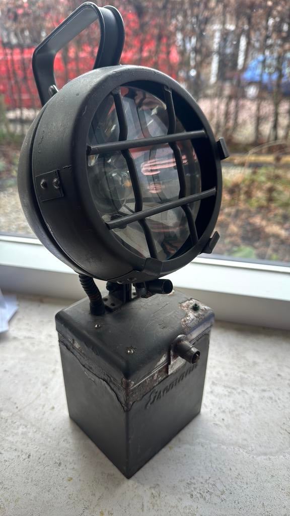Eisemann leger lamp militair verstraler, Antiek en Kunst, Ophalen of Verzenden